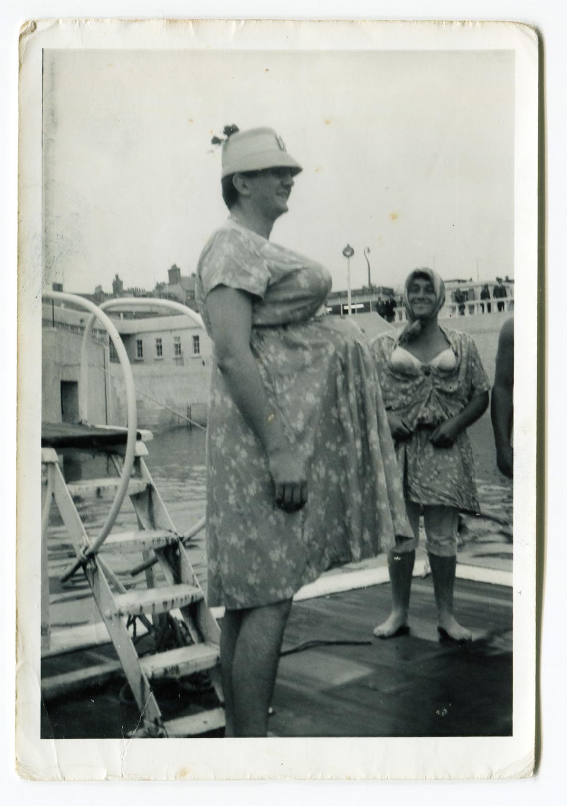 Beauty parade on the raft