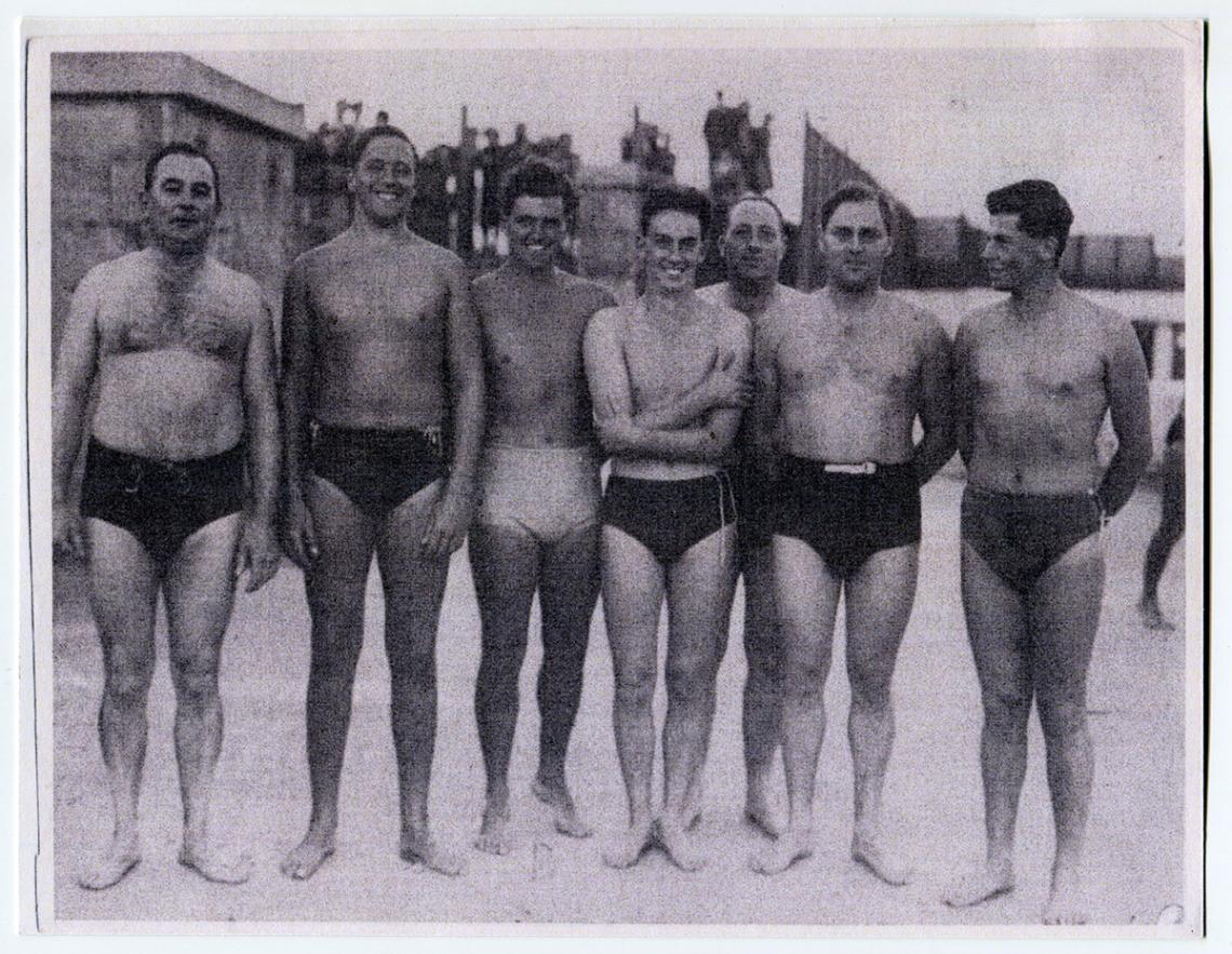 One of the first water polo teams after the war