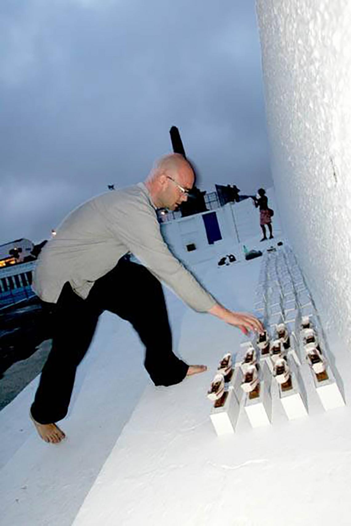 Live art at the pool - umbrella