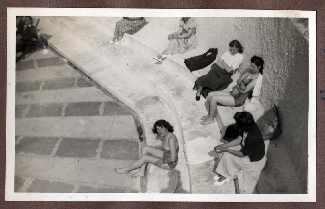 Joyce Cooper and her sister, Dorothy Lockett