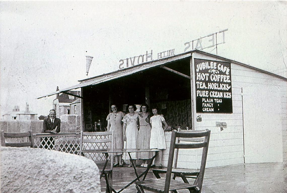 Café at the Jubilee Pool