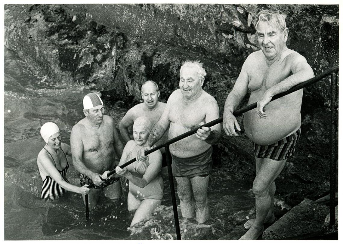 Battery Rocks swimmers on Christmas day