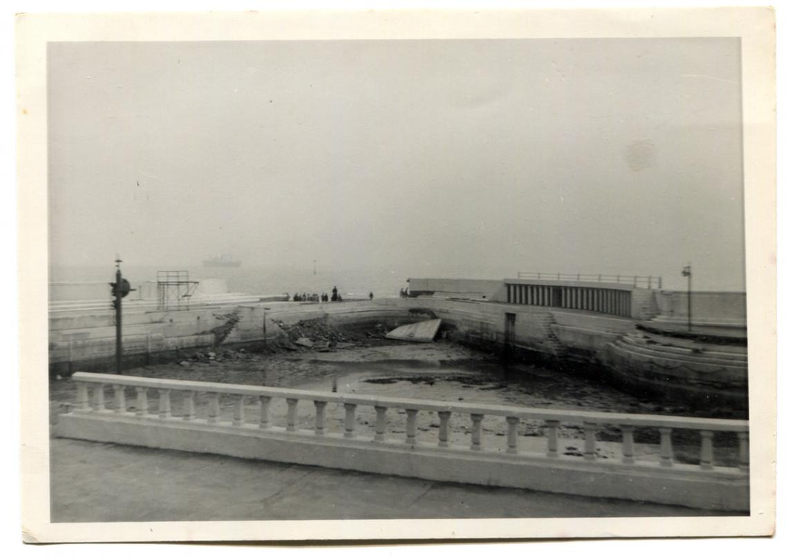 Storm damage, Jubilee Pool, 1962