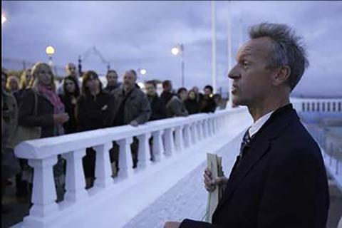 Live art at the pool - talk